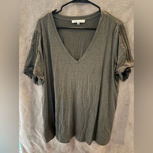 Rose + Olive V-Neck Short Sleeve Top 2X